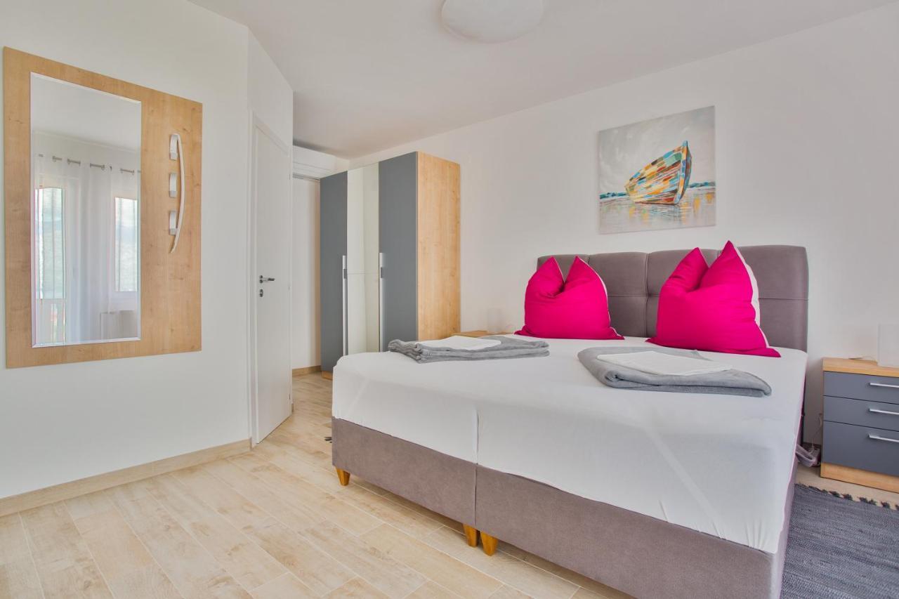 Kameni Put Apartman Ražanac Kültér fotó