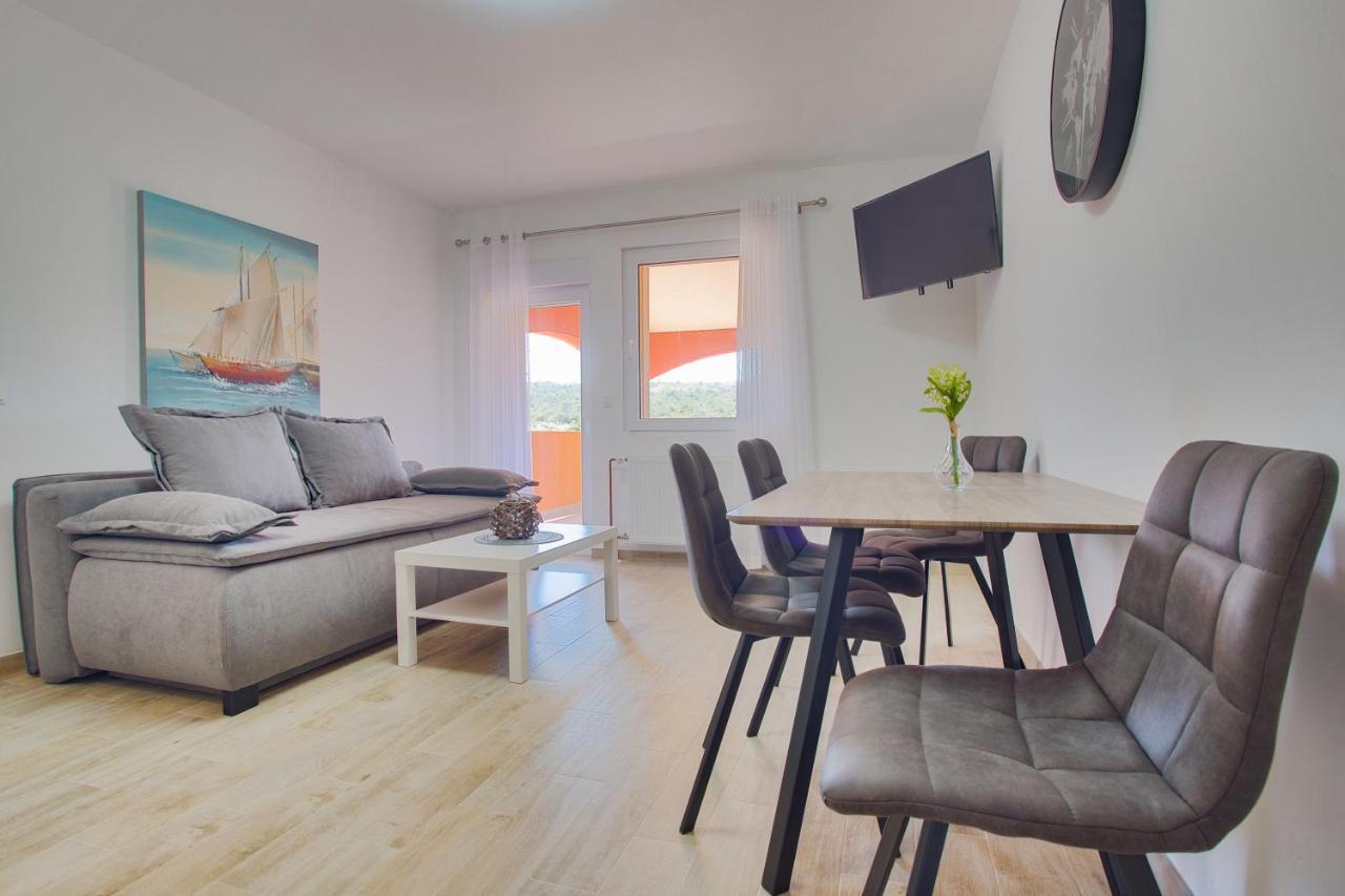 Kameni Put Apartman Ražanac Kültér fotó