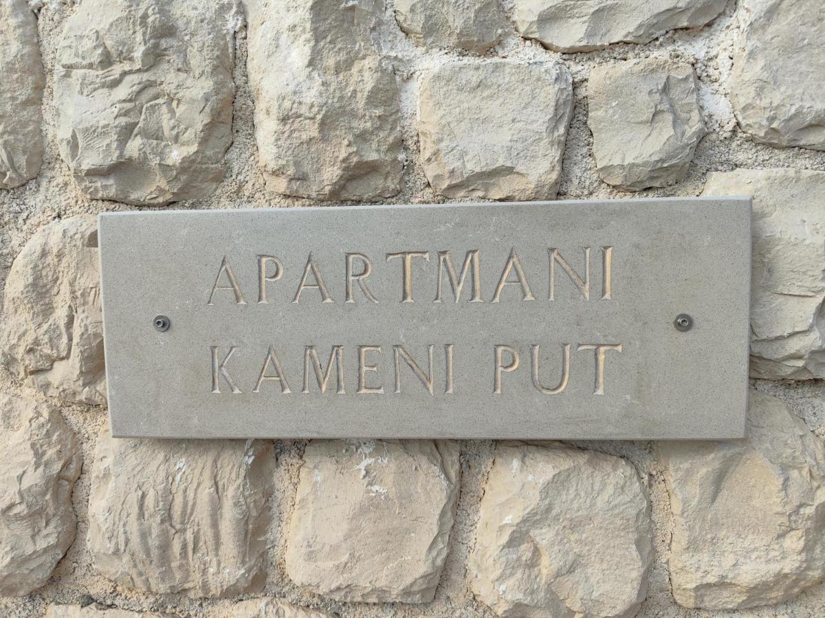 Kameni Put Apartman Ražanac Kültér fotó